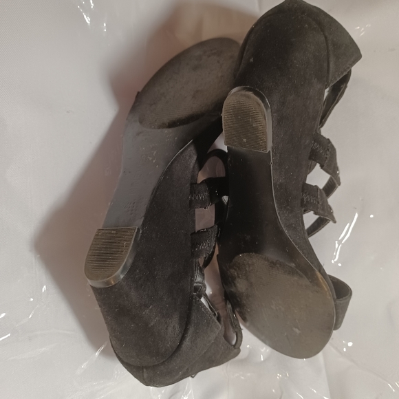 Nine West Wedge - Picture 9 of 9